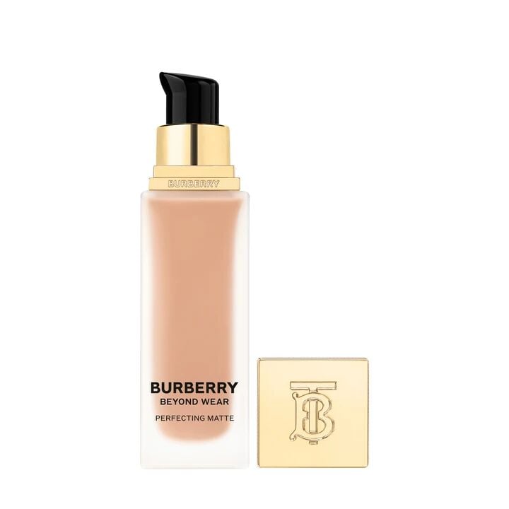 Beyond Wear Perfecting Matte Foundation 80 Medium Cool Fondöten