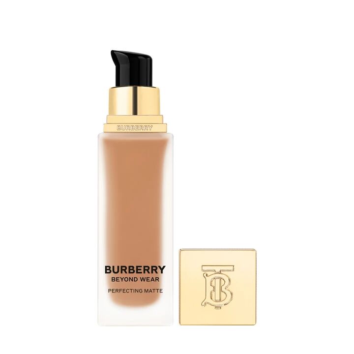Beyond Wear Perfecting Matte Foundation 100 Medium Deep Cool Fondöten