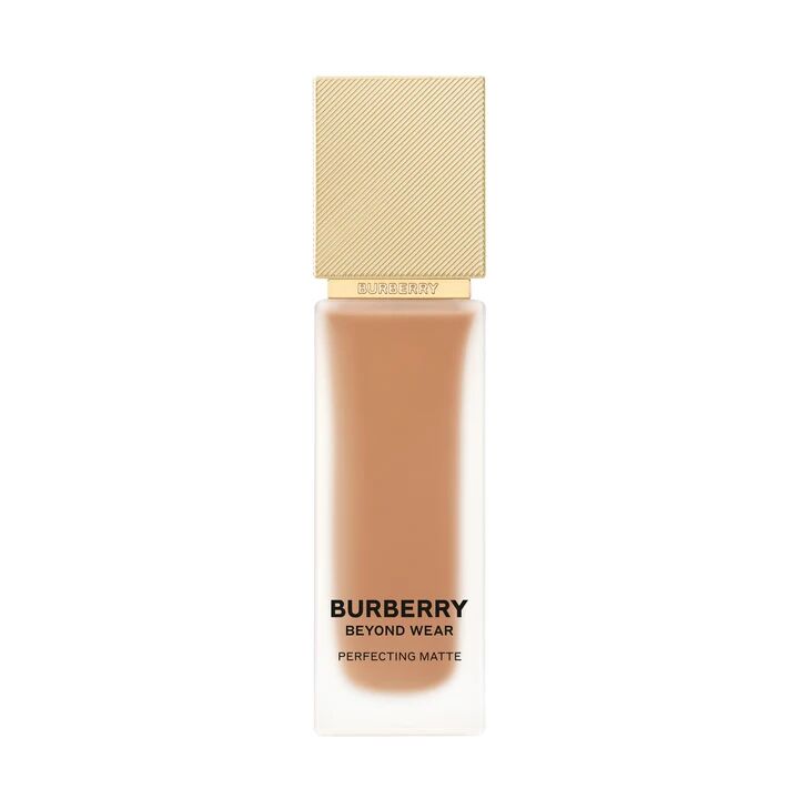 Beyond Wear Perfecting Matte Foundation 100 Medium Deep Cool Fondöten