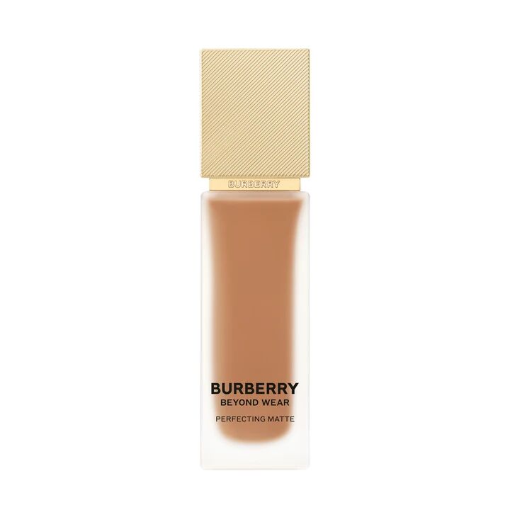 Beyond Wear Perfecting Matte Foundation 115 Medium Deep Cool Fondöten