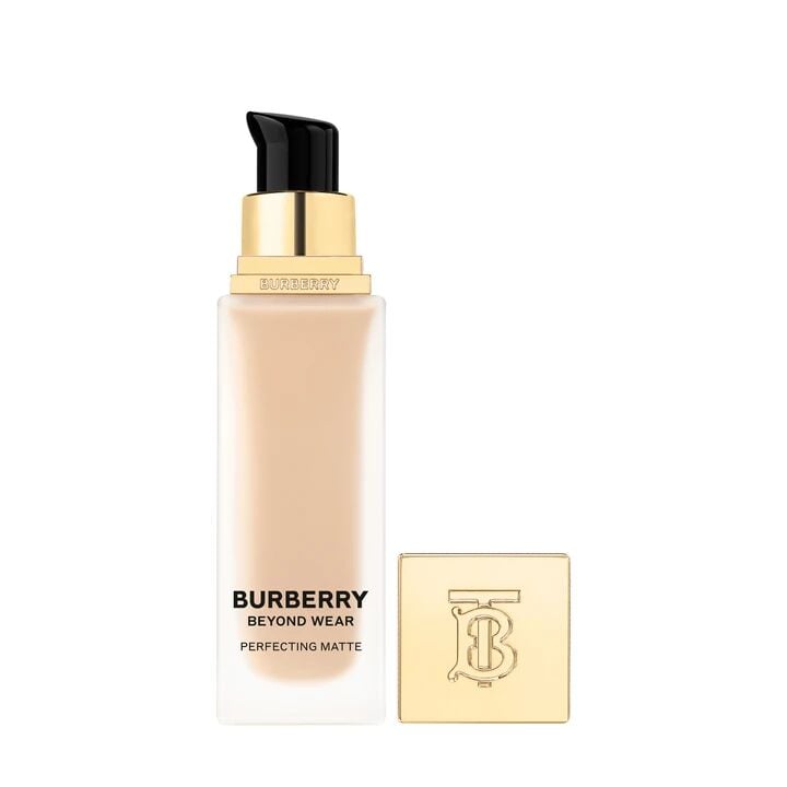 Beyond Wear Perfecting Matte Foundation 30 Light Neutral Fondöten