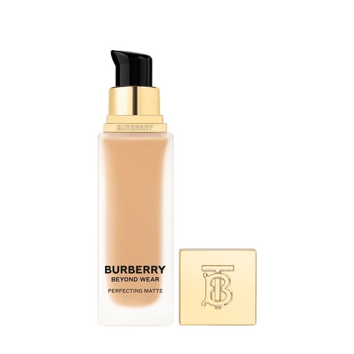 Beyond Wear Perfecting Matte Foundation 70 Medium Warm Fondöten