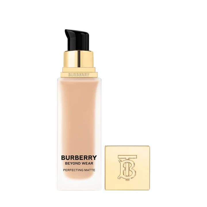 Beyond Wear Perfecting Matte Foundation 40 Light Neutral Fondöten