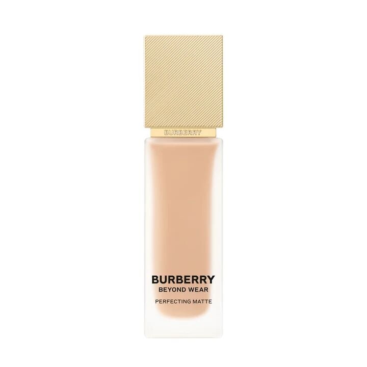 Beyond Wear Perfecting Matte Foundation 40 Light Neutral Fondöten